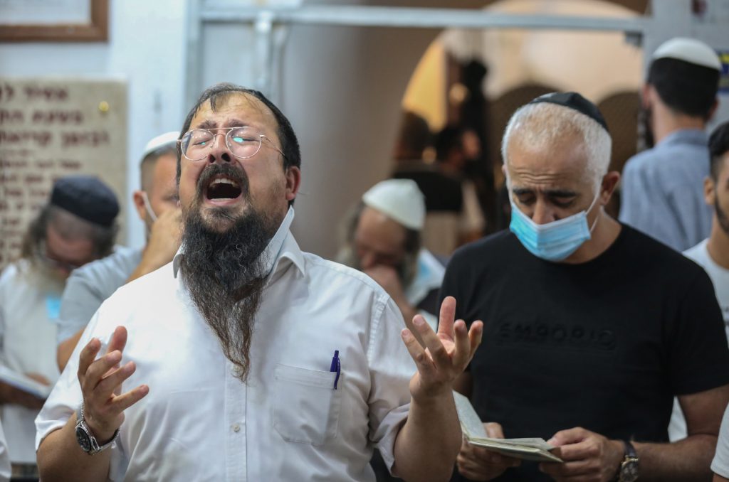 תיעוד: סליחות ראשונות בציון הרשב"י במירון