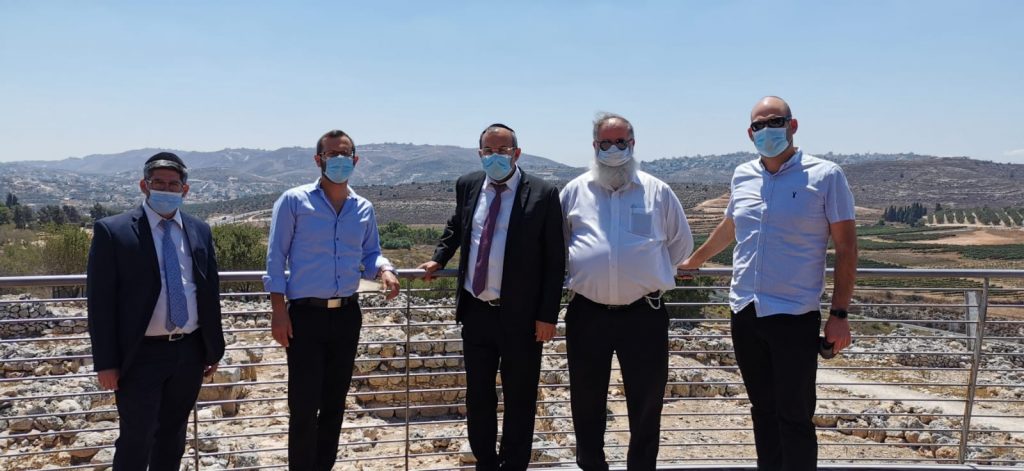 שר הדתות אביטן: "נעשה הכל לפתח את שירותי הדת בבנימין"