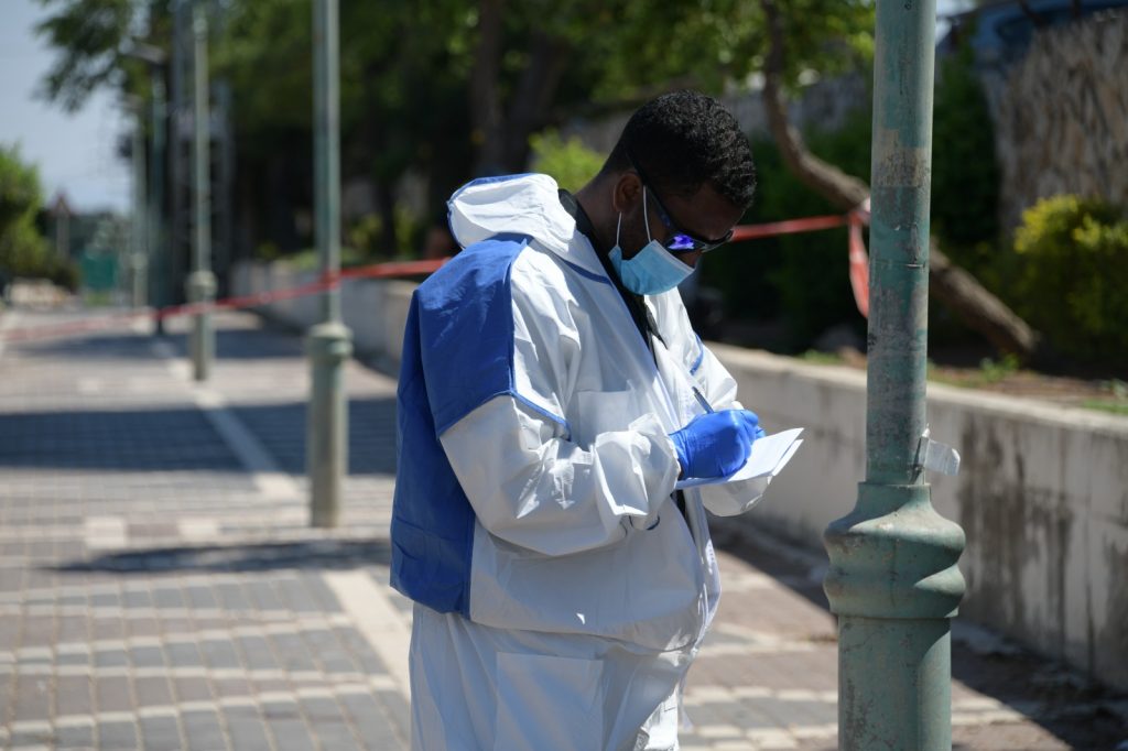 טרגדיה: נקבע מותו של הפצוע בפתח תקוה - המחבל הועבר לחקירה