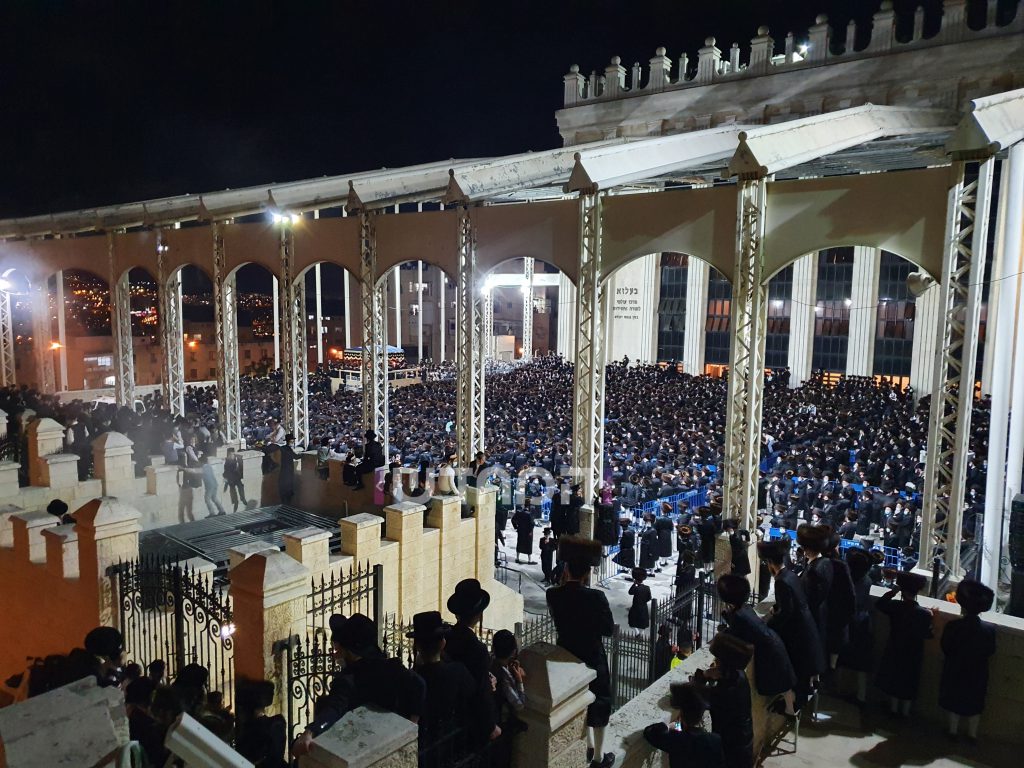 צפו: שמחת נישואי נכד כ"ק האדמו"ר מבעלזא הערב בירושלים