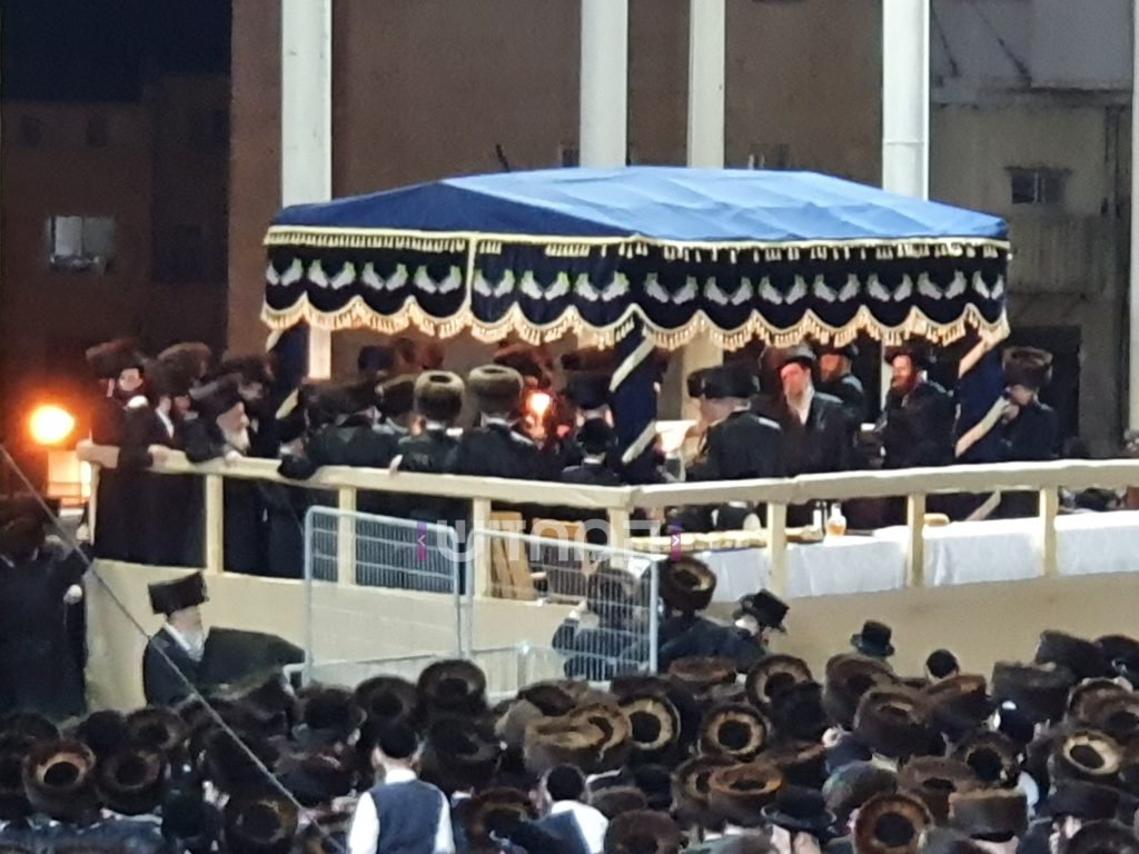 צפו: שמחת נישואי נכד כ"ק האדמו"ר מבעלזא הערב בירושלים