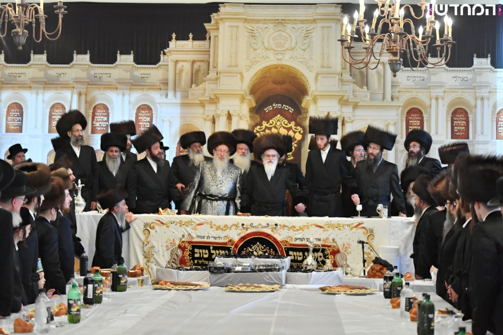 קַדֶּשׁ־לִי כׇל־בְּכוֹר • שמחת פדיון הבן לנינם הראשון של האדמורי״ם מויז'ניץ וספינקא