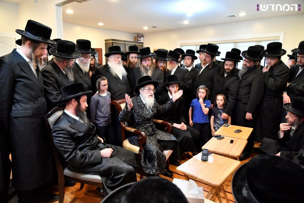 א גוט גבענטש יאהר: האדמו"ר מויז'ניץ נפרד מארצות הברית ושב לארץ • גלריה