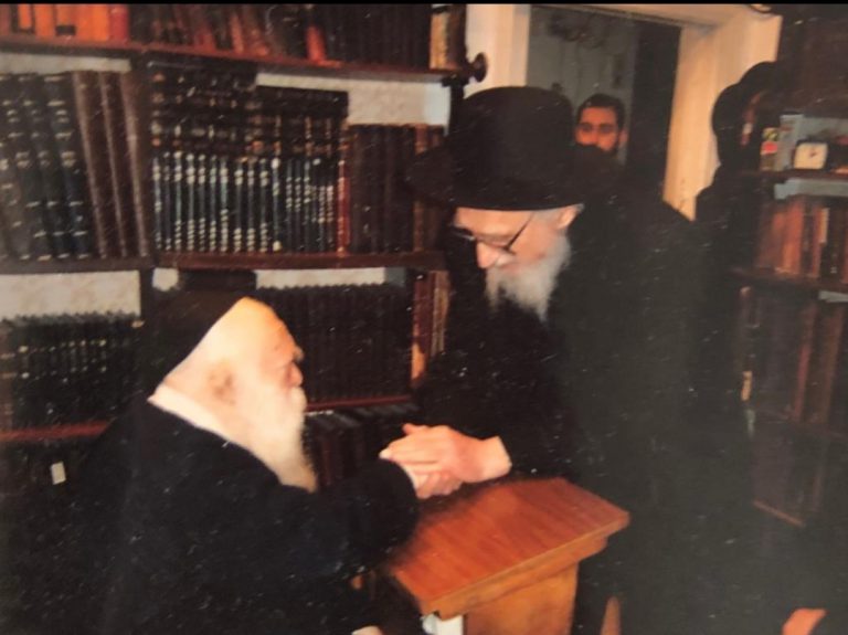 גלריית ענק: מראות חייו של הגרח"ד קלר זצ"ל ארונו יגיע מחר ארצה גלריית ענק: מראות חייו של הגרח"ד קלר זצ"ל ארונו יגיע מחר ארצה