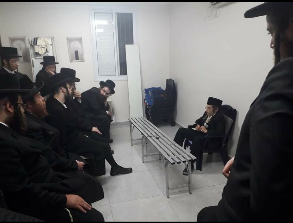 מצמרר! "אותו ואת בנו" תמונת הקברים הטריים של האב ובנו