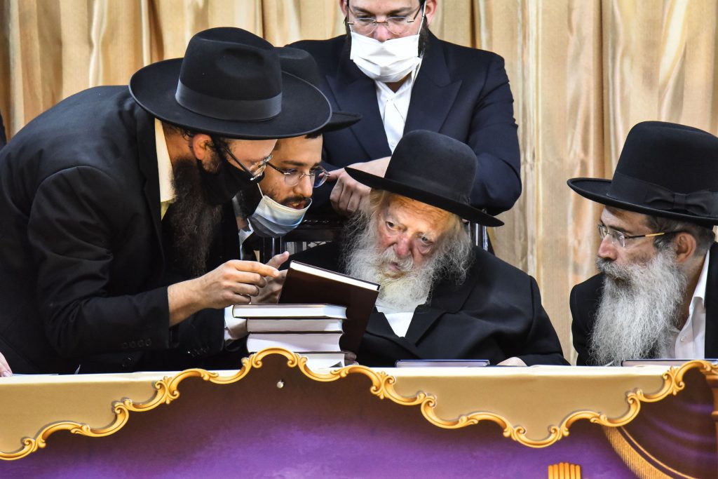 מעמד סיום מסכת כלאים ע"י ילדי ארגון זכרון חנה במעונו של מרן שר התורה