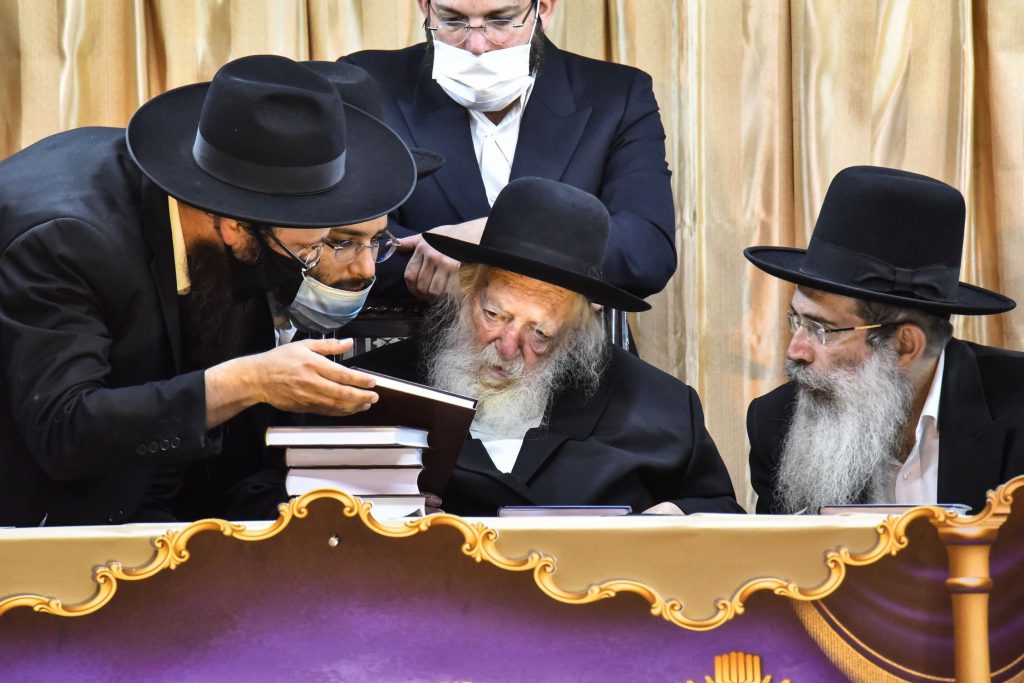 מעמד סיום מסכת כלאים ע"י ילדי ארגון זכרון חנה במעונו של מרן שר התורה