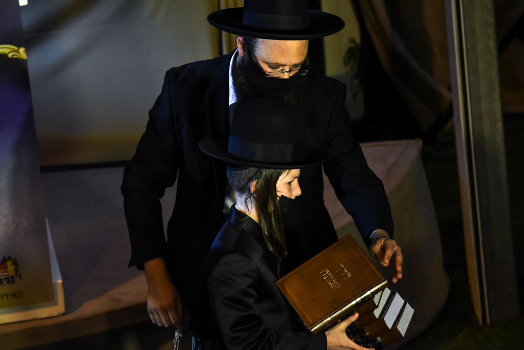 מעמד סיום מסכת כלאים ע"י ילדי ארגון זכרון חנה במעונו של מרן שר התורה