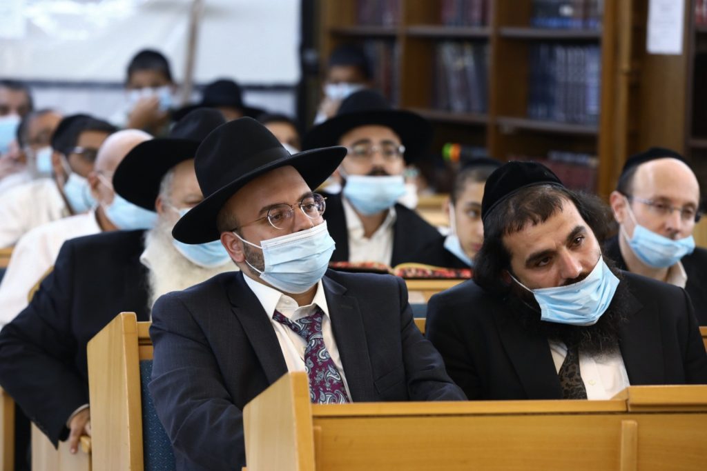 הראשון לציון חיזק את קהילת היכל מרן בבני ברק • גלריה הראשון לציון חיזק את קהילת היכל מרן בבני ברק • גלריה