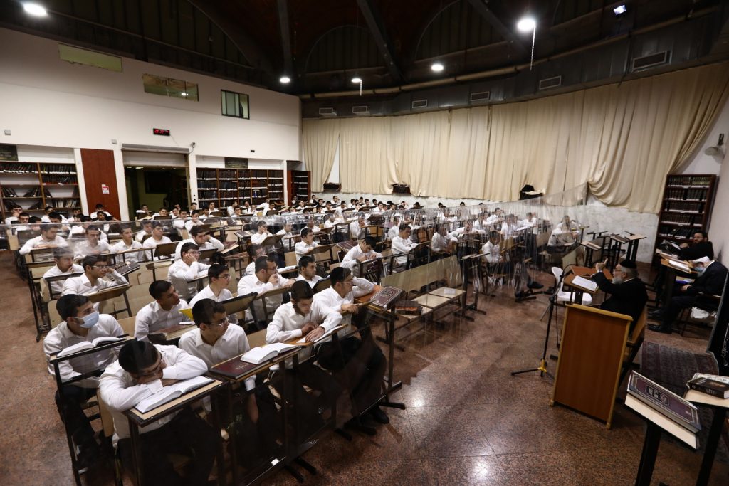 הישיבה שניצחה את הקורונה קיימה מעמד סיומים • גלריה