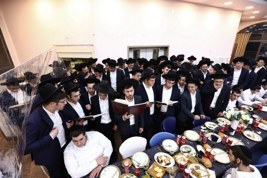 הישיבה שניצחה את הקורונה קיימה מעמד סיומים • גלריה