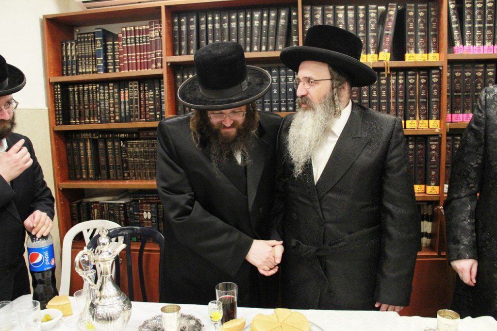 שמחת בית טעמשוואר אלעד - ויז'ניץ • גלריה