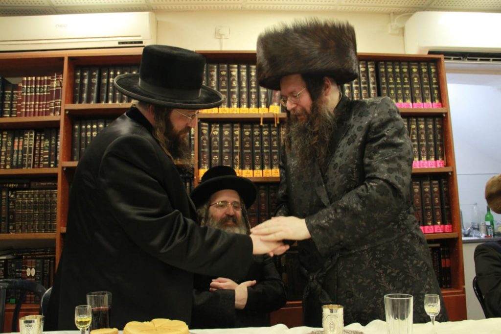 שמחת בית טעמשוואר אלעד - ויז'ניץ • גלריה