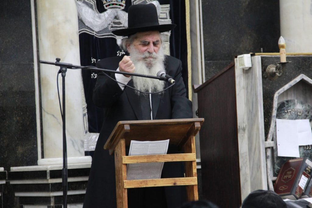 גלריה: 11 חודש לפטירת פוסק הדור הגר"נ קרליץ זצוק"ל