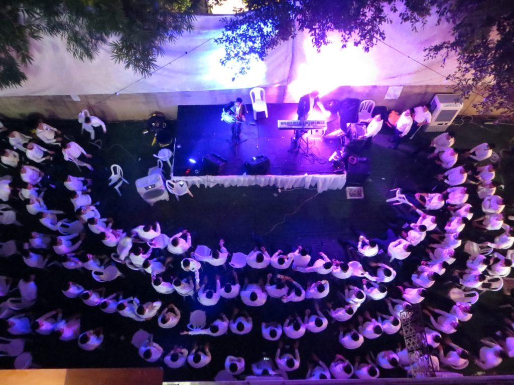 צפו: ביסודות התורה שרים ומתרגשים למרות הסגר