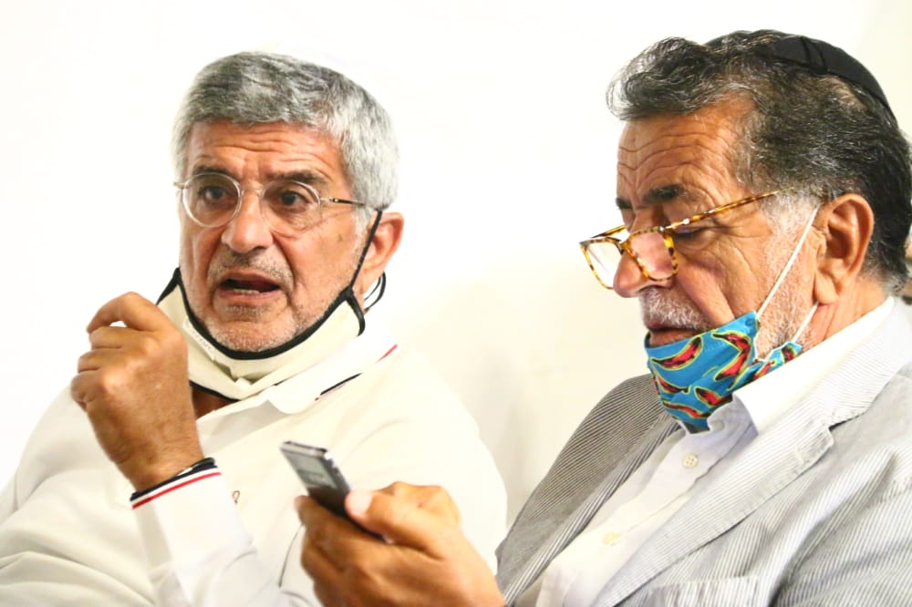 תיעוד: אמירת סליחות ראשונות ברחבת הכותל המערבי