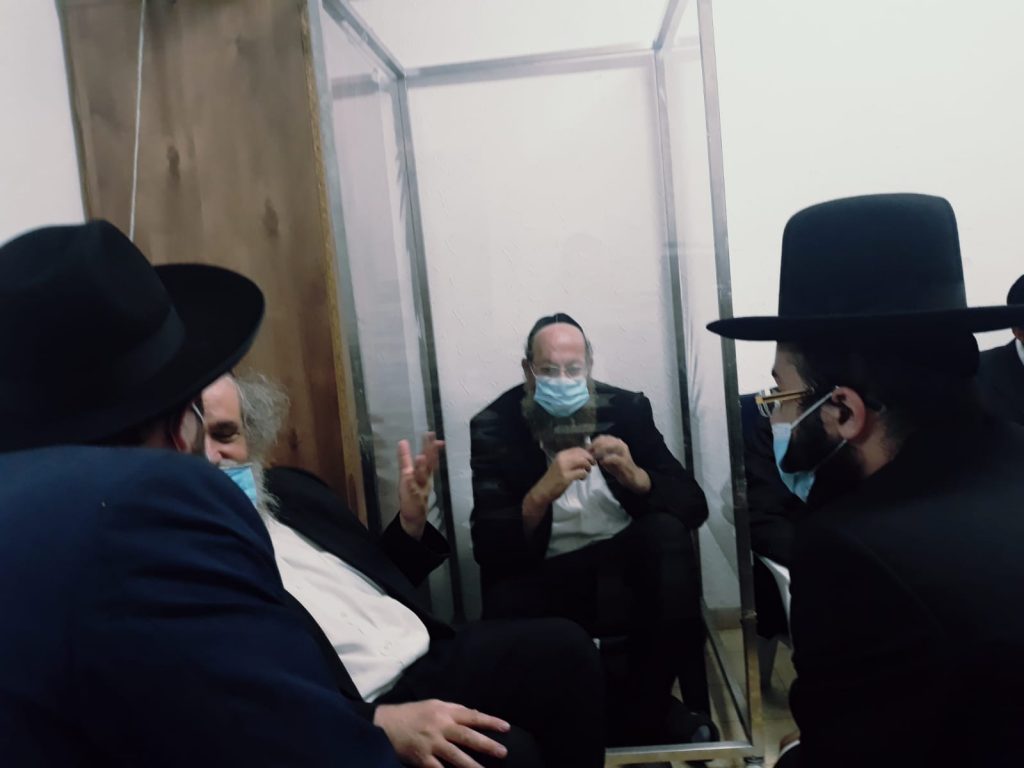 צפו: שר התורה שיגר בידי נכדו מכתב ניחומים להגר"א נבנצל