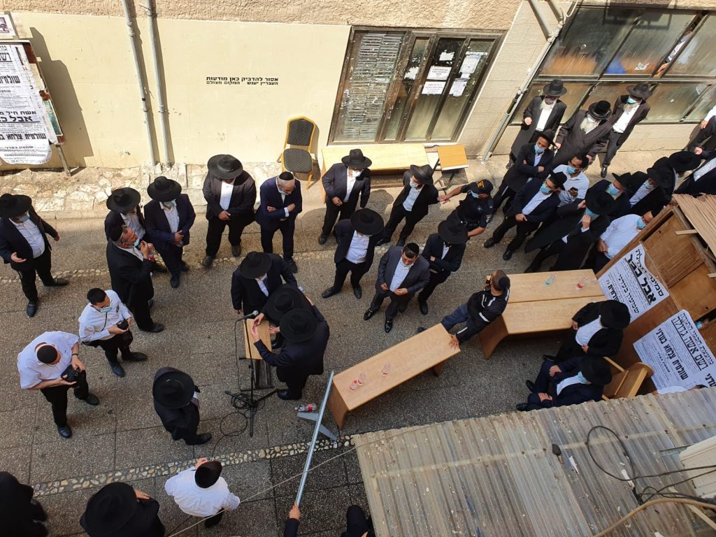 ושם אשה גדולה: הלווית הרבנית בעדני ע"ה • תיעוד