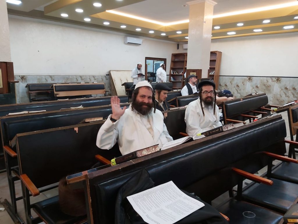 תיעוד: הריקודים עם צאת החג באומן