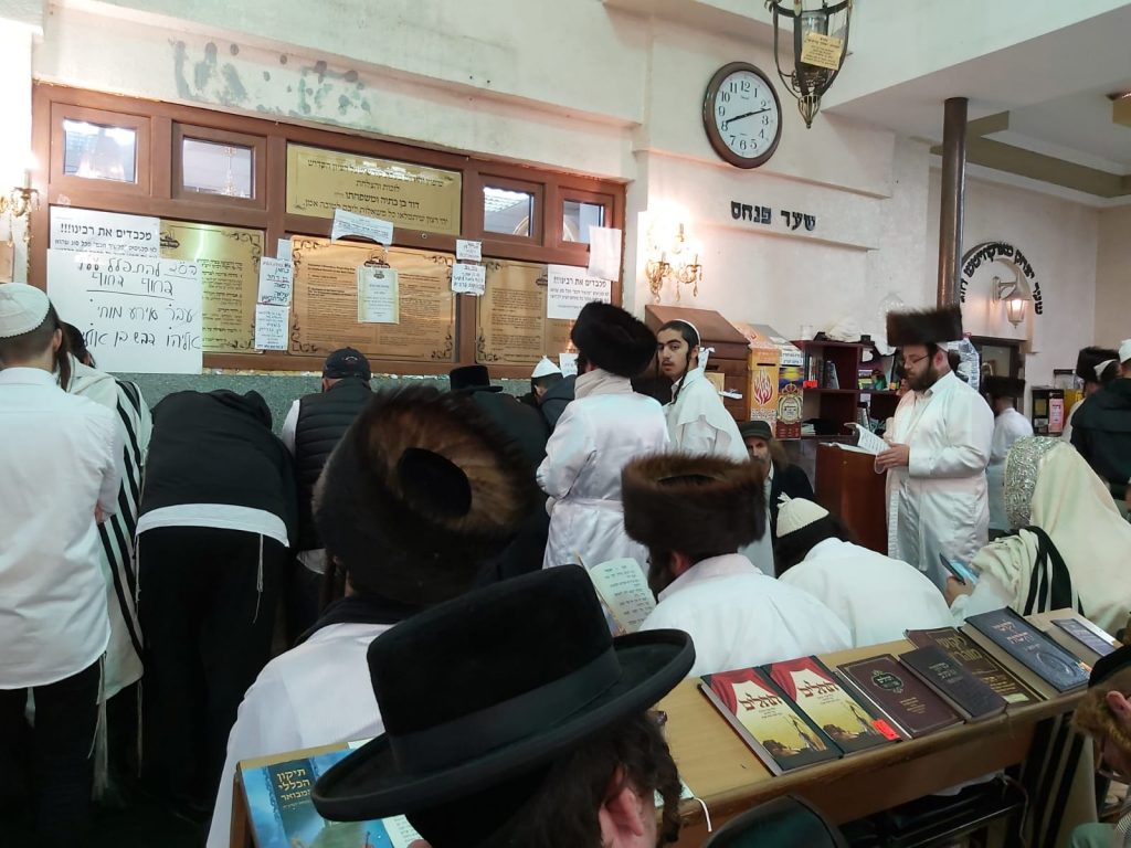 תיעוד: הריקודים עם צאת החג באומן