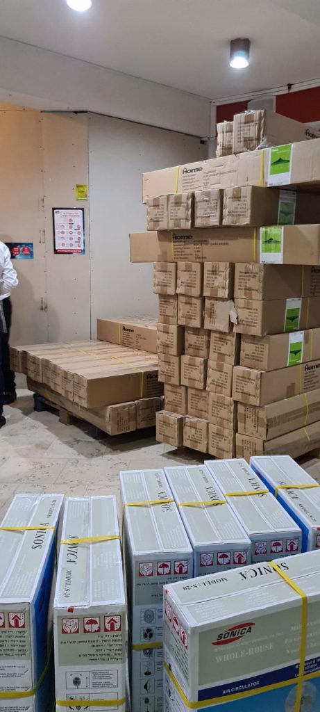 תיעוד: יום כיפור בחצרות ובגינות העיר בני ברק