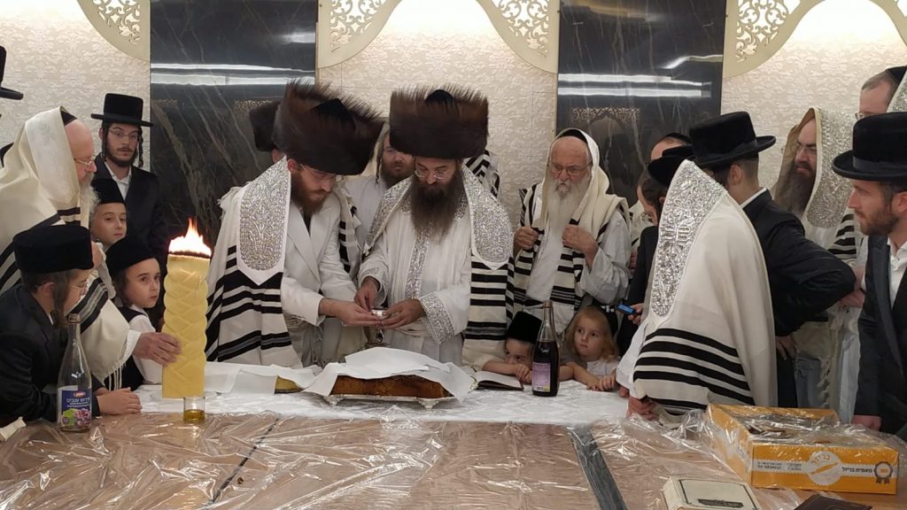 גלריה: הרבי מסאדיגורה ירושלים בהבדלה וקידוש לבנה