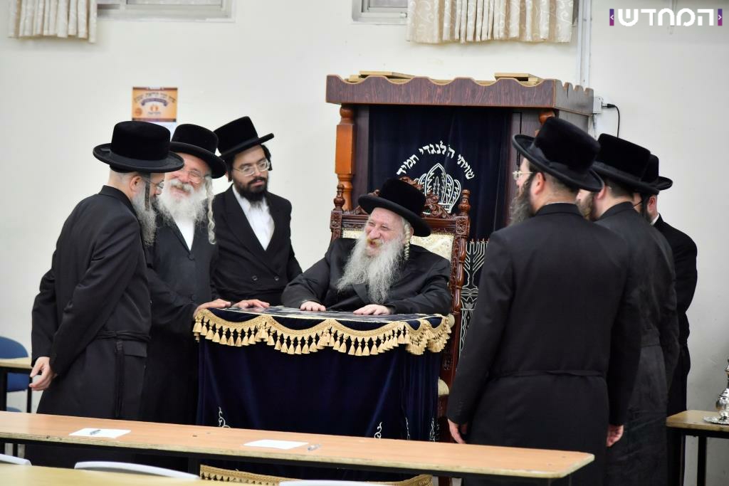 מעמד פתיחת הזמן בישיבת טשארנוביל אשדוד • גלריה