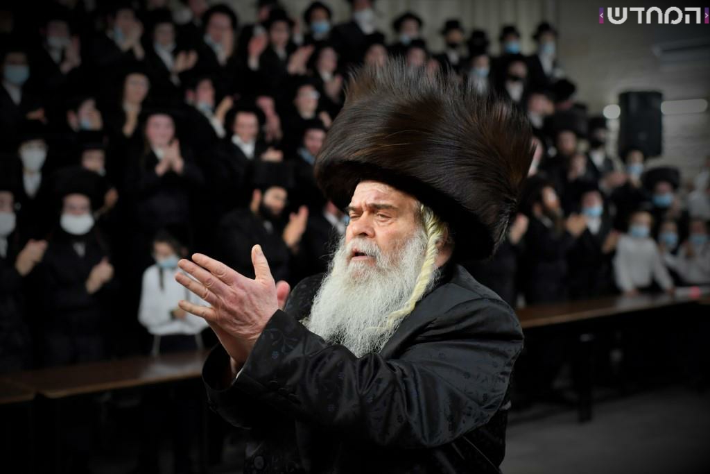 גלריה: שמחת הכנסת ספר תורה לישיבת קרעטשינף באלעד גלריה: שמחת הכנסת ספר תורה לישיבת קרעטשינף באלעד