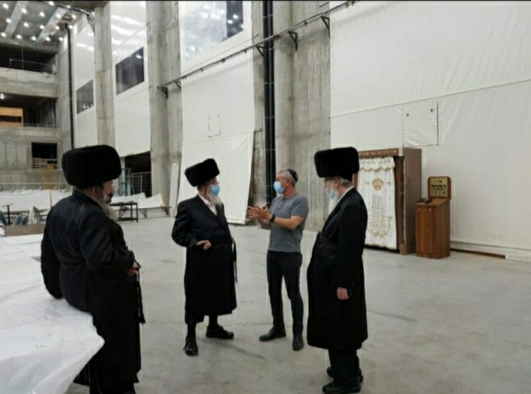 המתווה שיאפשר את התפילות בגור בימים הנוראים: 1000 מתפללים בכל אגף