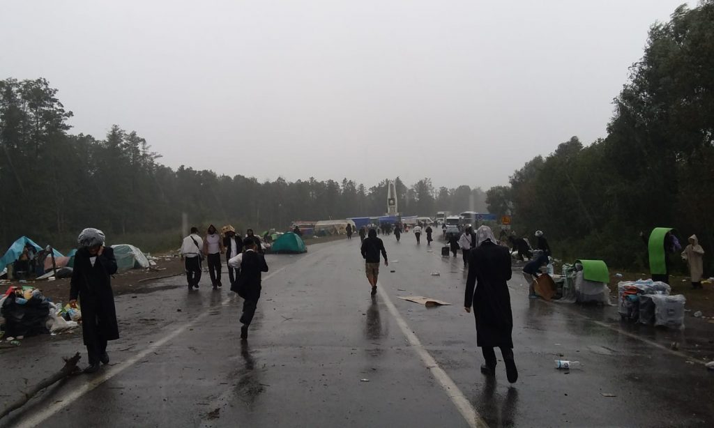 הדרמה בגבול: התנכלות האוקראינים גוברת; גשם בגבול • צפו