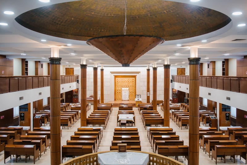 בירת רוסיה: מנייני קפסולות, תשליך, התרת נדרים ומוצאי החג