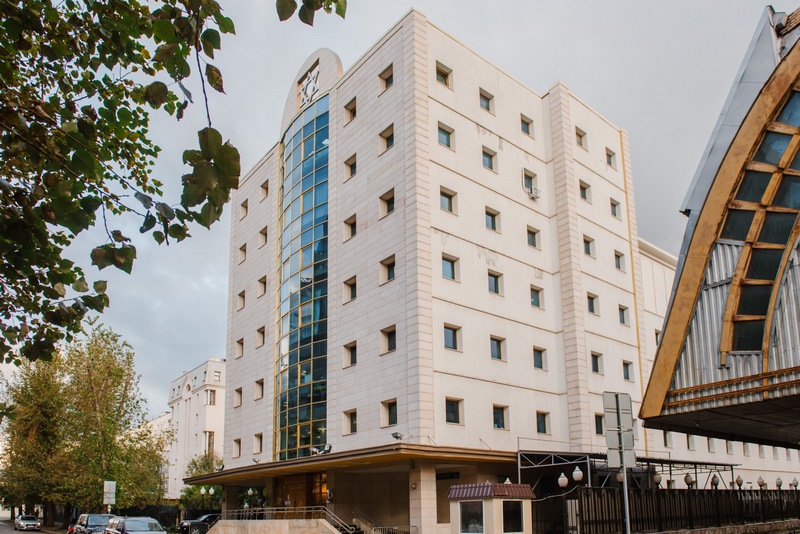 בירת רוסיה: מנייני קפסולות, תשליך, התרת נדרים ומוצאי החג