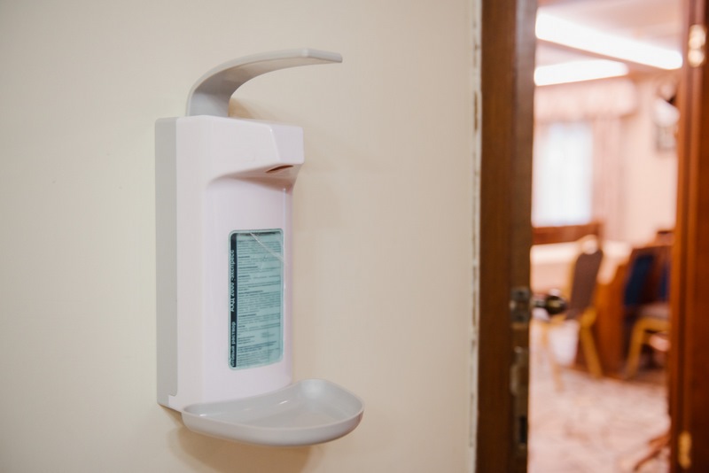 בירת רוסיה: מנייני קפסולות, תשליך, התרת נדרים ומוצאי החג