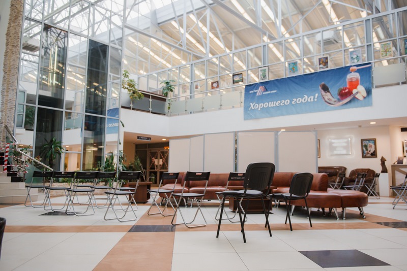 בירת רוסיה: מנייני קפסולות, תשליך, התרת נדרים ומוצאי החג