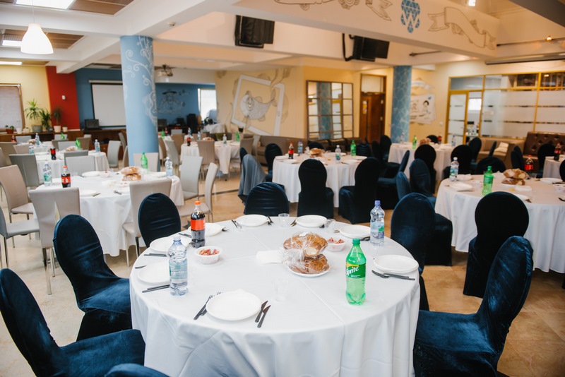 בירת רוסיה: מנייני קפסולות, תשליך, התרת נדרים ומוצאי החג