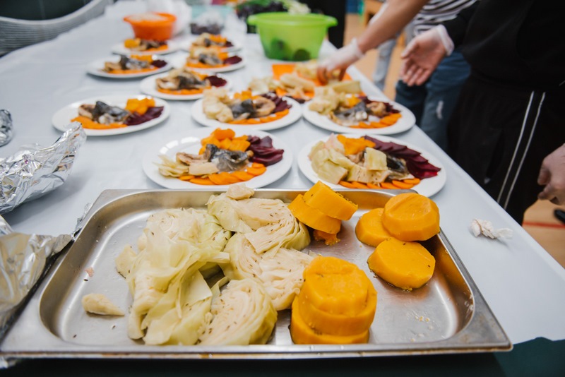 בירת רוסיה: מנייני קפסולות, תשליך, התרת נדרים ומוצאי החג