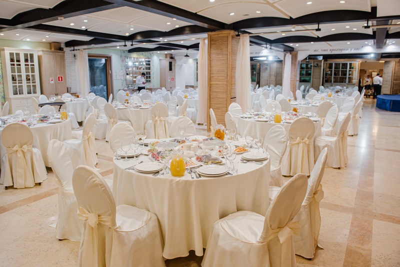 בירת רוסיה: מנייני קפסולות, תשליך, התרת נדרים ומוצאי החג