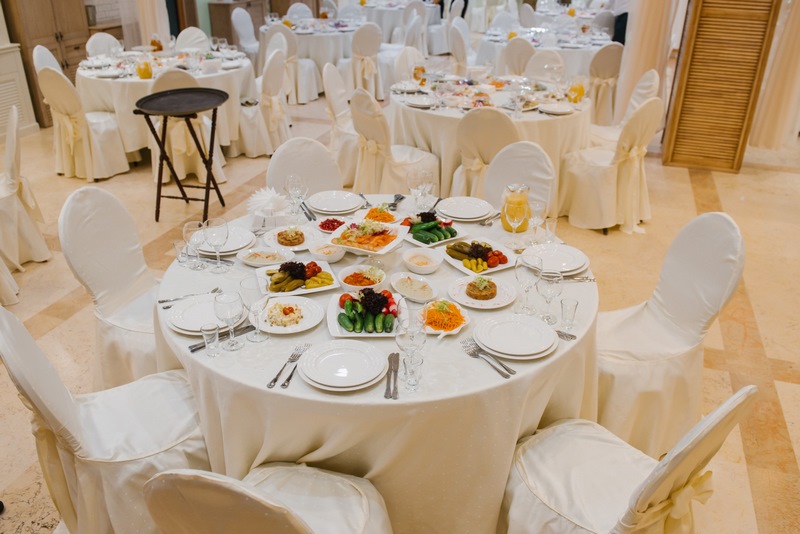 בירת רוסיה: מנייני קפסולות, תשליך, התרת נדרים ומוצאי החג