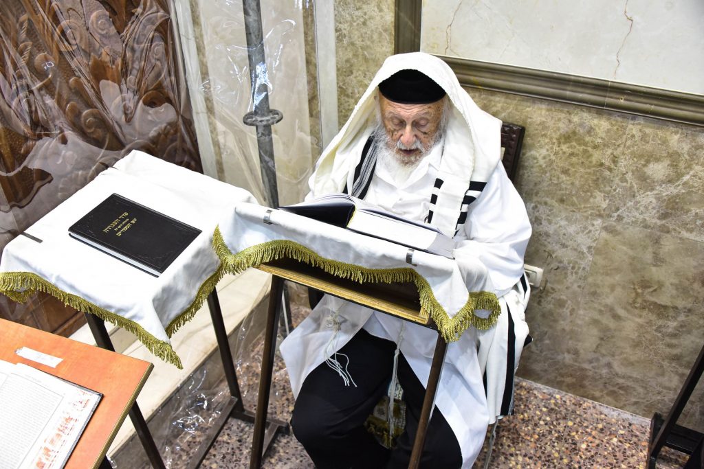 תיעוד מיוחד: 'כל נדרי' בפוניבז' תיעוד מיוחד: 'כל נדרי' בפוניבז'