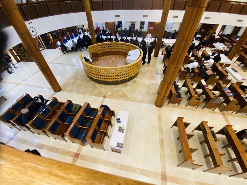 בירת רוסיה: מנייני קפסולות, תשליך, התרת נדרים ומוצאי החג