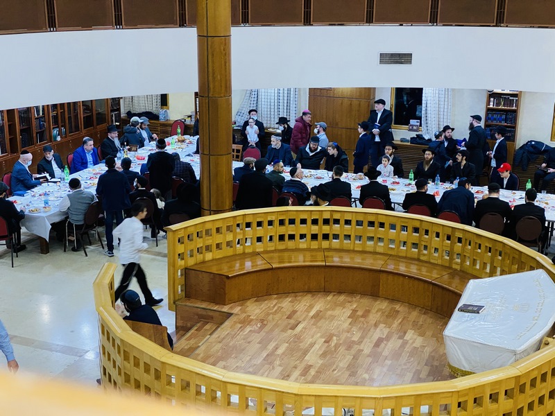 בירת רוסיה: מנייני קפסולות, תשליך, התרת נדרים ומוצאי החג