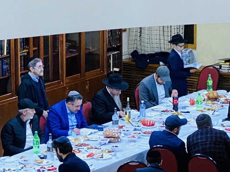 בירת רוסיה: מנייני קפסולות, תשליך, התרת נדרים ומוצאי החג