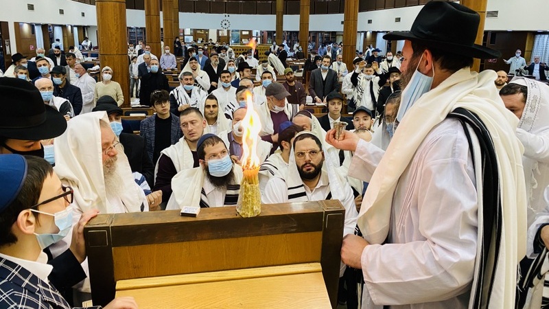 גלריה: סיום תפילת נעילה בביהכנ"ס המרכזי במוסקבה