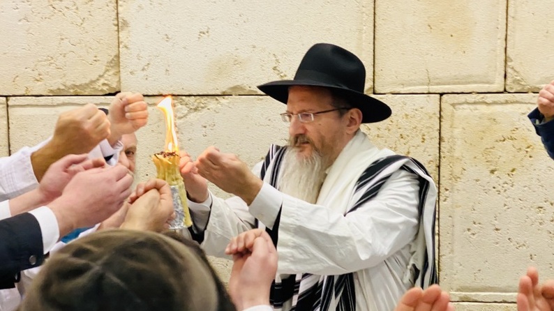 גלריה: סיום תפילת נעילה בביהכנ"ס המרכזי במוסקבה