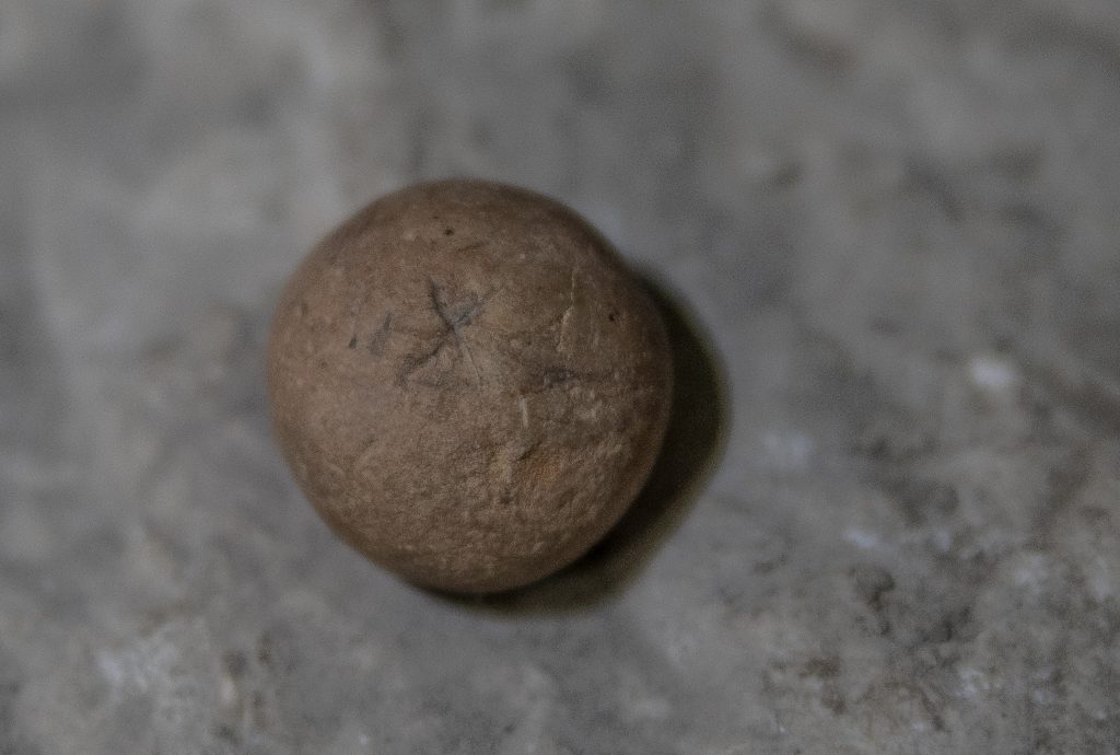 ה"שנקל" של בית ראשון: התגלתה משקולת של שני שקלים מלפני 2700 שנה • צפו: