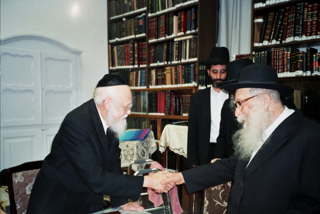 שנה להסתלקותו: מראות חייו של פוסק הדור הגר"נ קרליץ זצוק״ל