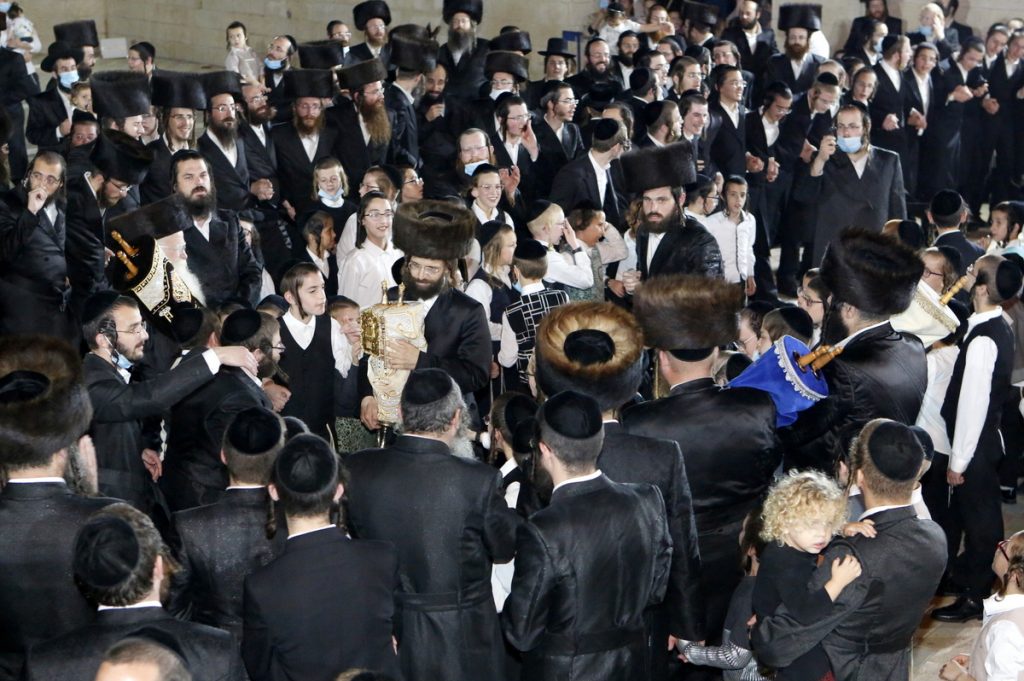 בשטח פתוח: המתמידים פיזזו בהקפות שניות • צפו: