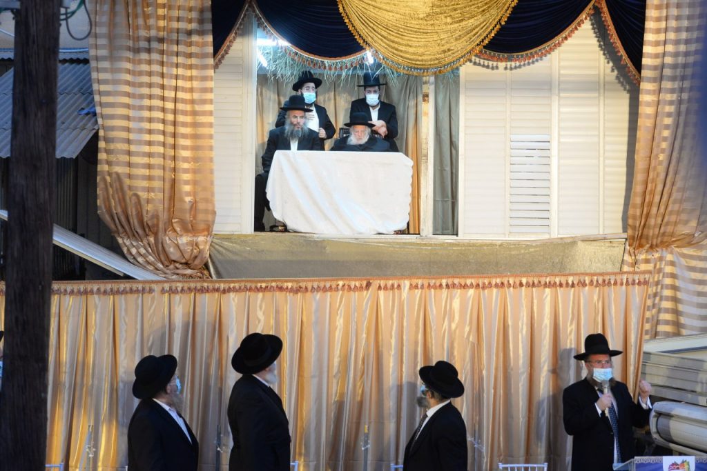 גלריית וידאו מיוחדת: הקבלת פני רבו לשר התורה גלריית וידאו מיוחדת: הקבלת פני רבו לשר התורה