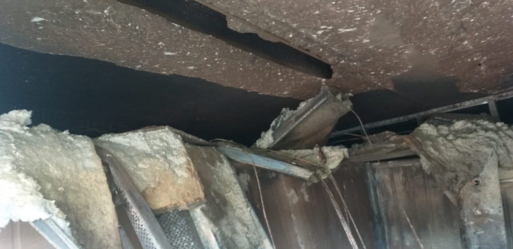 צפו בתיעוד: ה'חיידר' נשרף כליל, תמונות גדולי הדור נשארו בשלמותם צפו בתיעוד: ה'חיידר' נשרף כליל, תמונות גדולי הדור נשארו בשלמותם