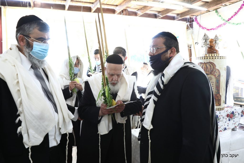 הַשָׂם בָּנוּ מַעֲלוֹת כּהֲנִים הוֹשַׁעֲנָא • חכם שלום בנענועים